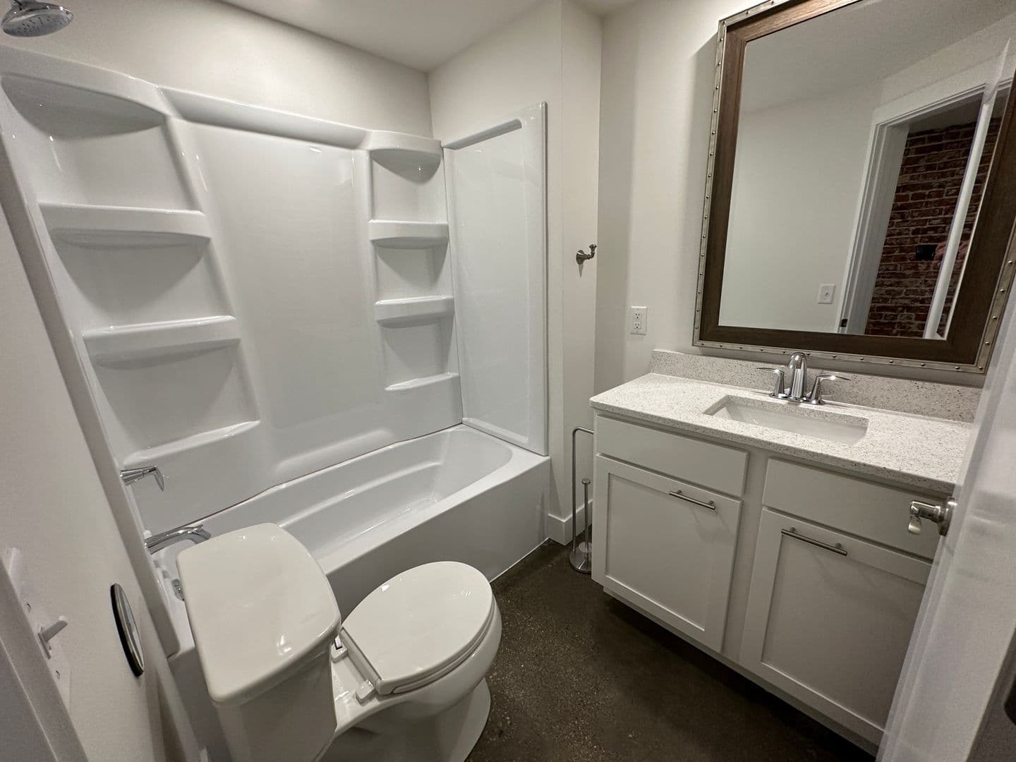 Omaha Apartment: 2754 Harney / 324 S 27th Avenue