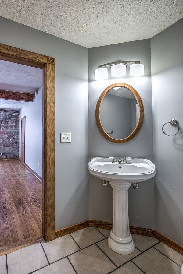 Omaha Apartment: 2754 Harney / 324 S 27th Avenue
