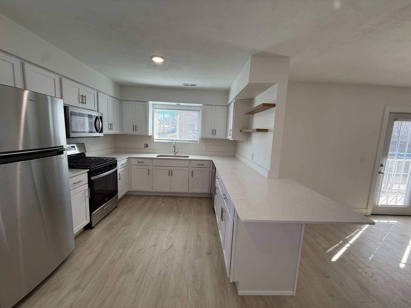 Omaha Apartment: 2520 South 60th Street