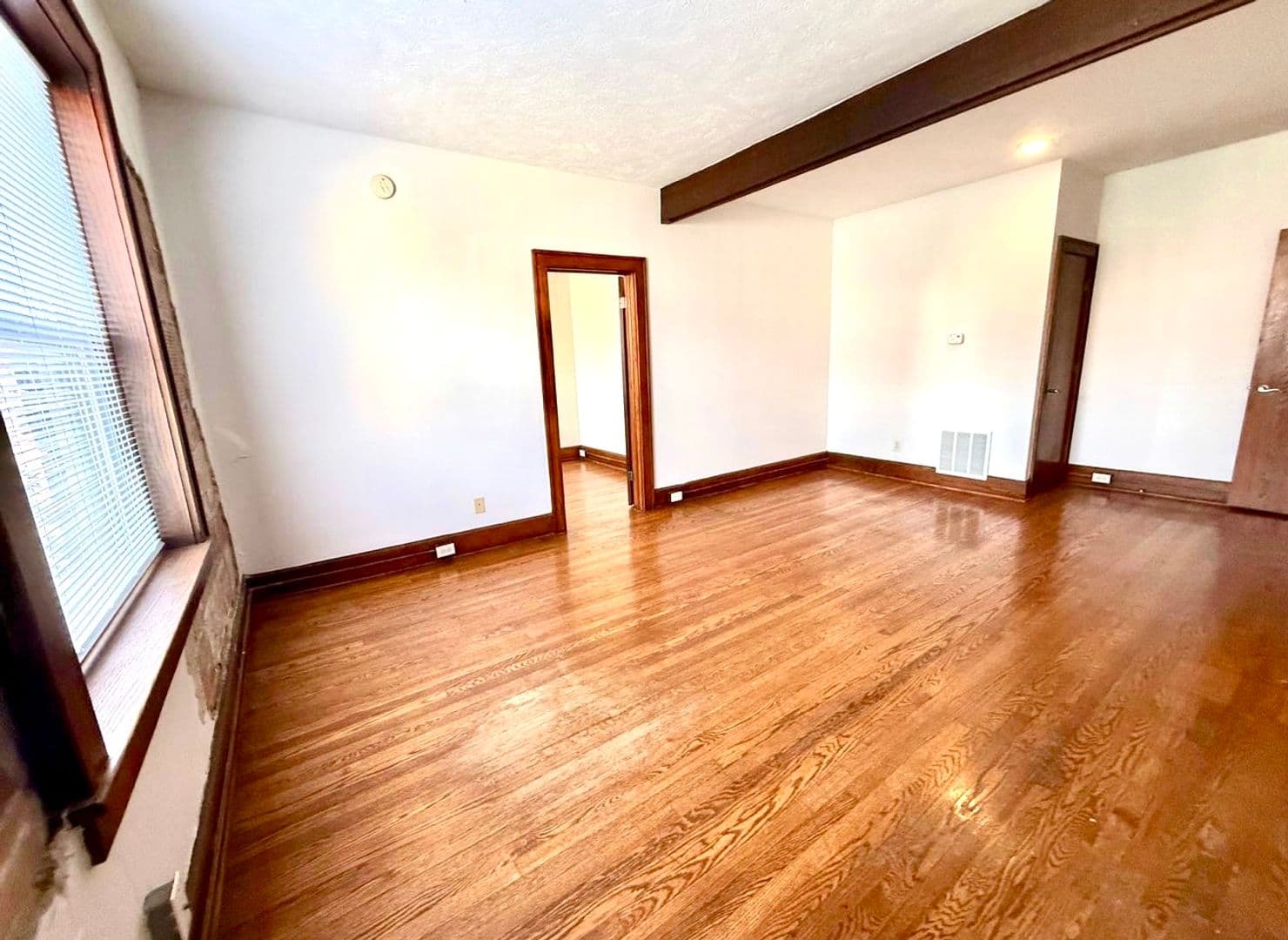 Omaha Apartment: 2754 Harney / 324 S 27th Avenue