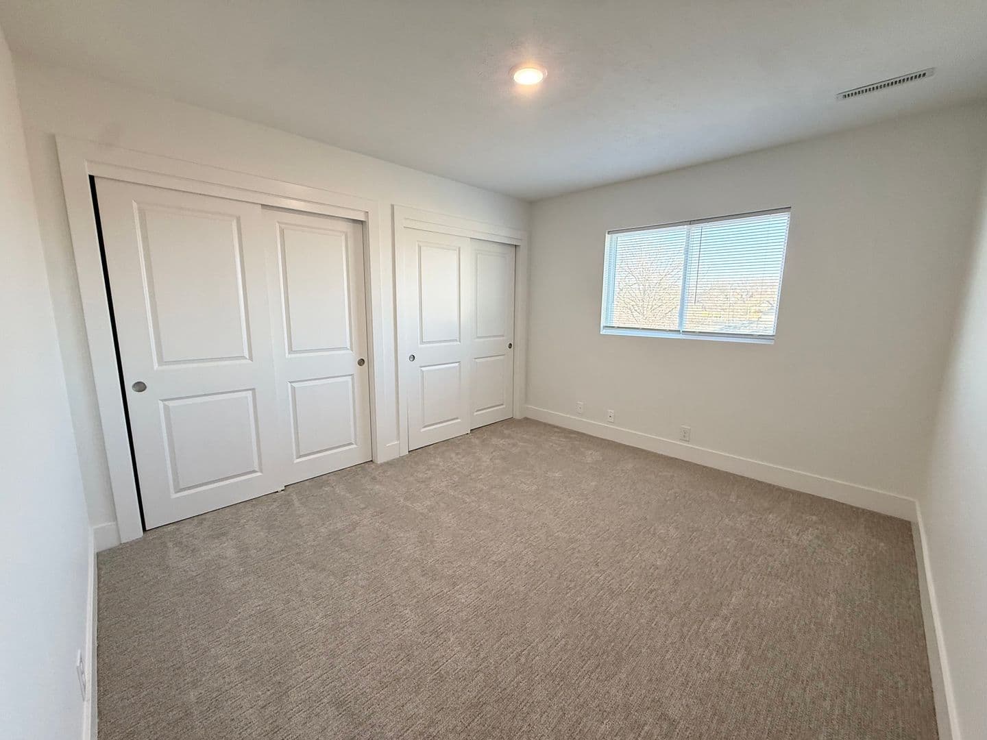 Omaha Apartment: 2520 South 60th Street