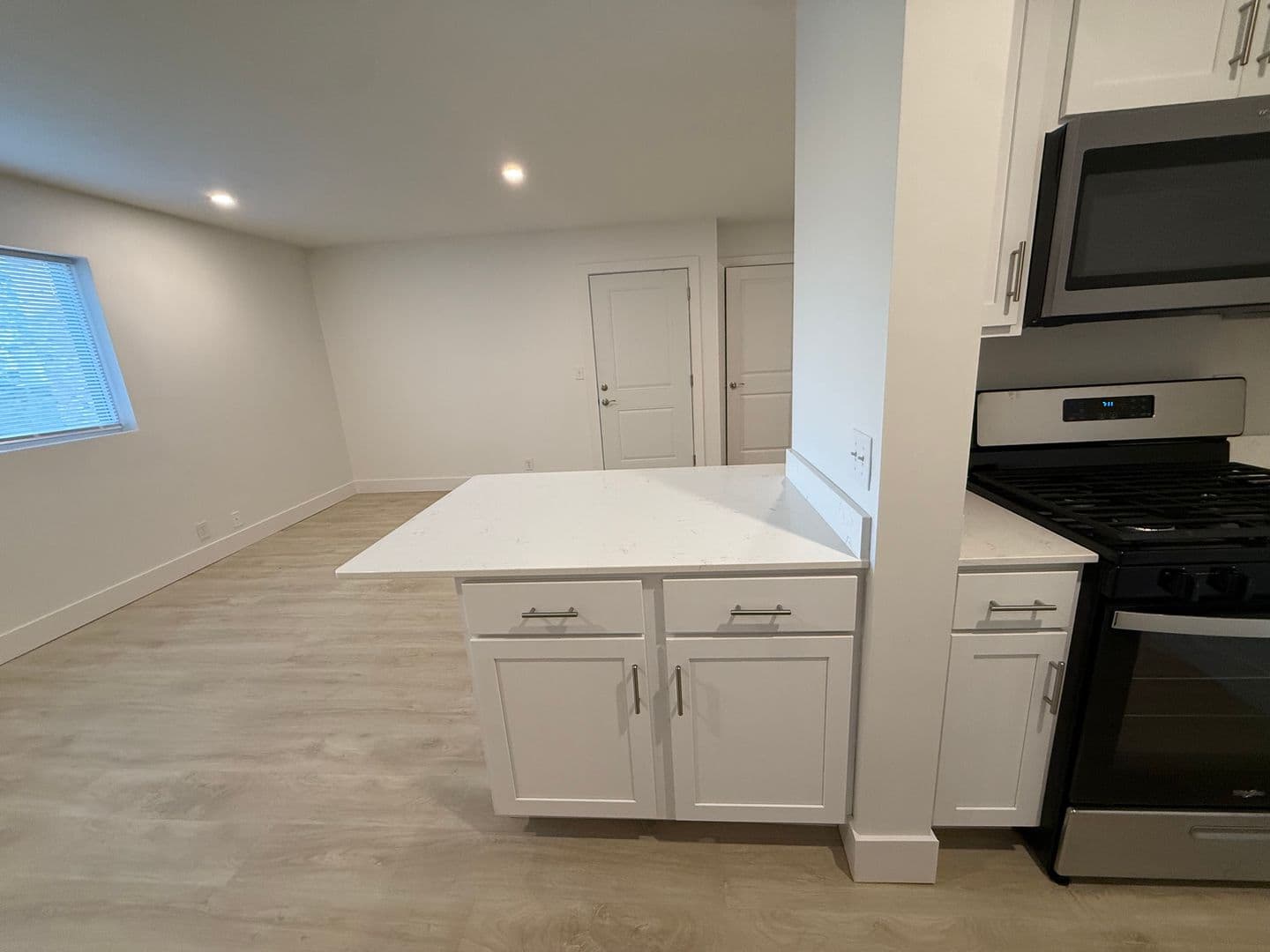 Omaha Apartment: 2520 South 60th Street