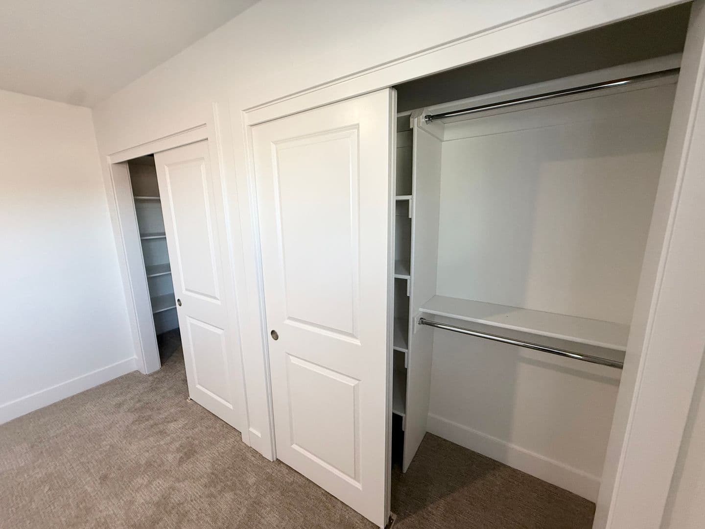 Omaha Apartment: 2520 South 60th Street
