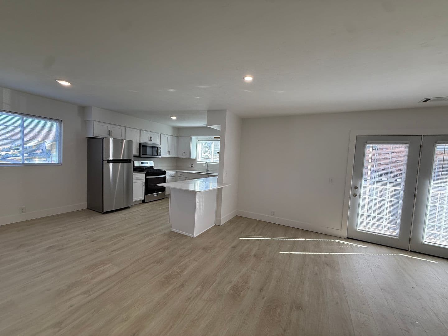 Omaha Apartment: 2520 South 60th Street