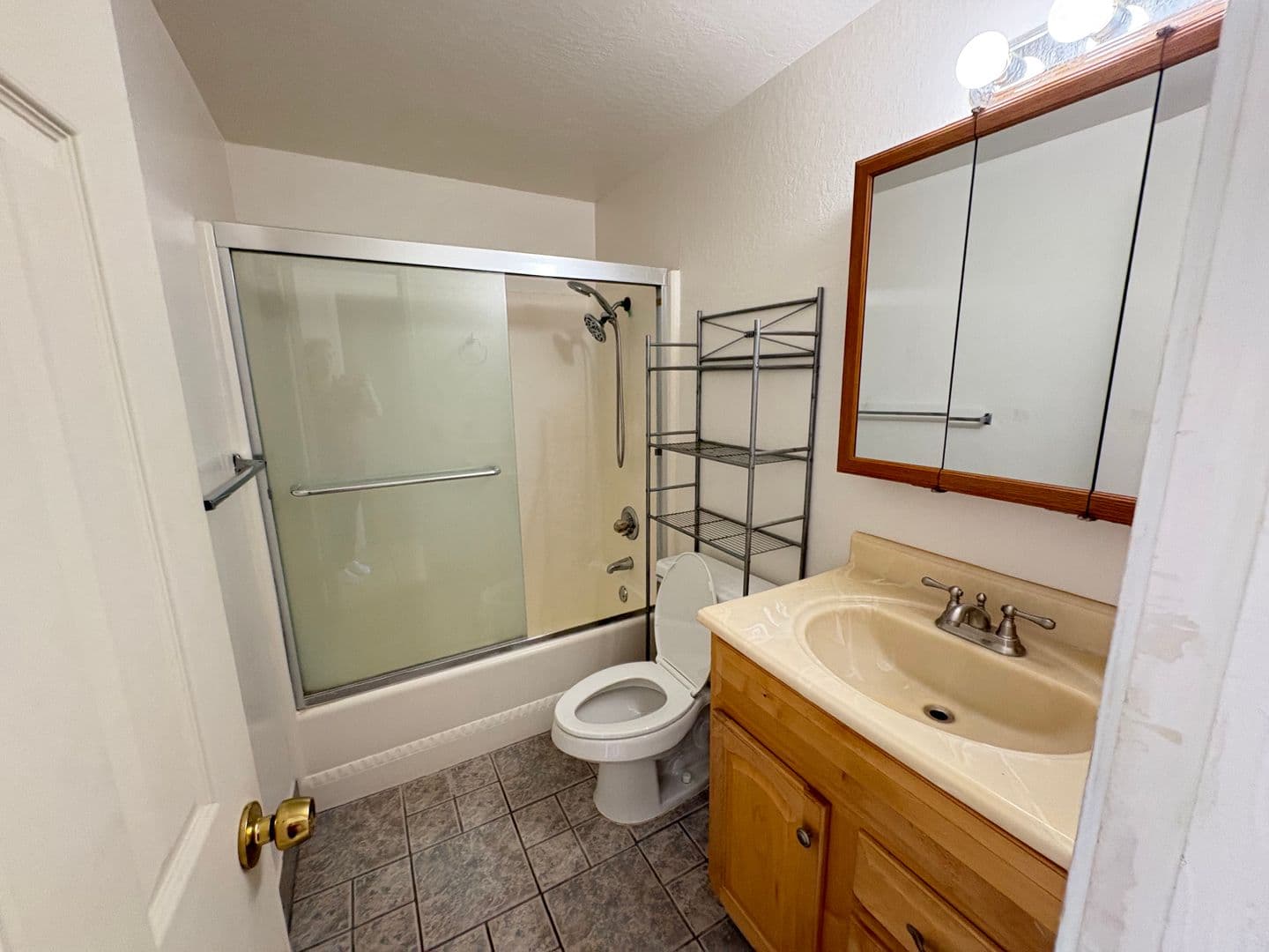 Waianae Condo: 84-664 Ala Mahiku St #193C