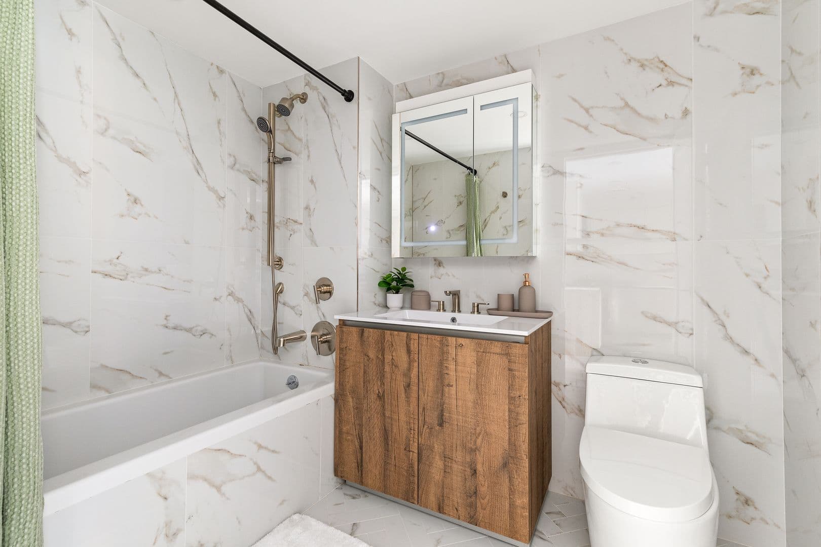 Brooklyn Apartment: 2971 Shell Road