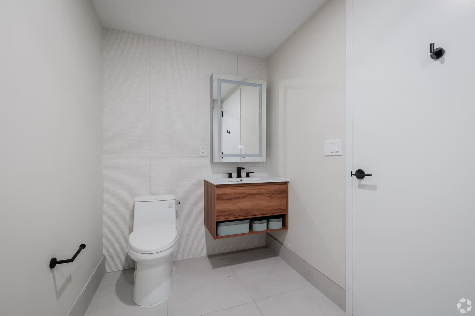 Hackensack Apartment: 95 Anderson Street
