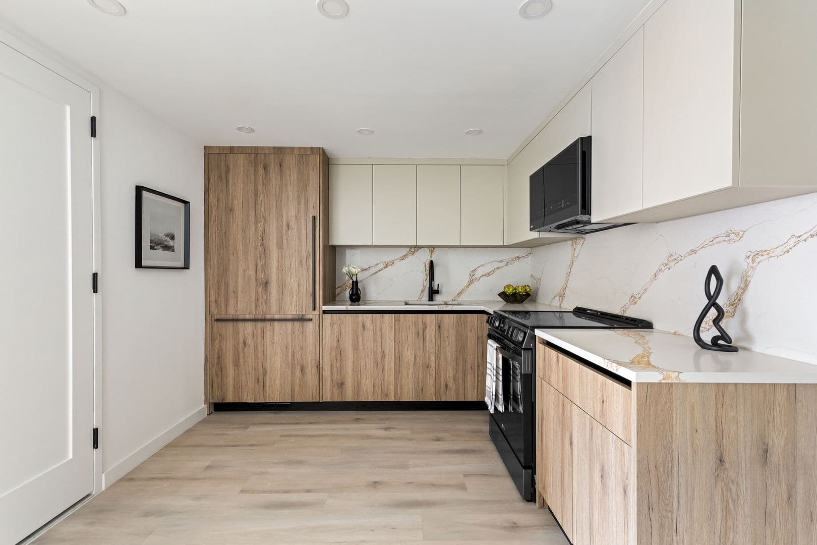 Brooklyn Apartment: 2971 Shell Road