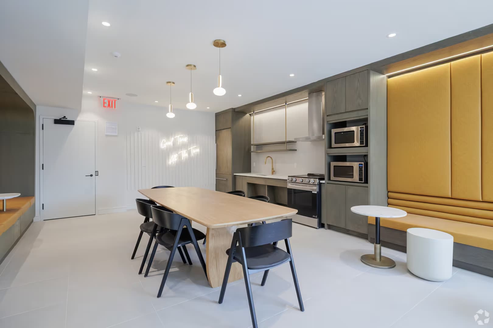 Hackensack Apartment: 95 Anderson Street