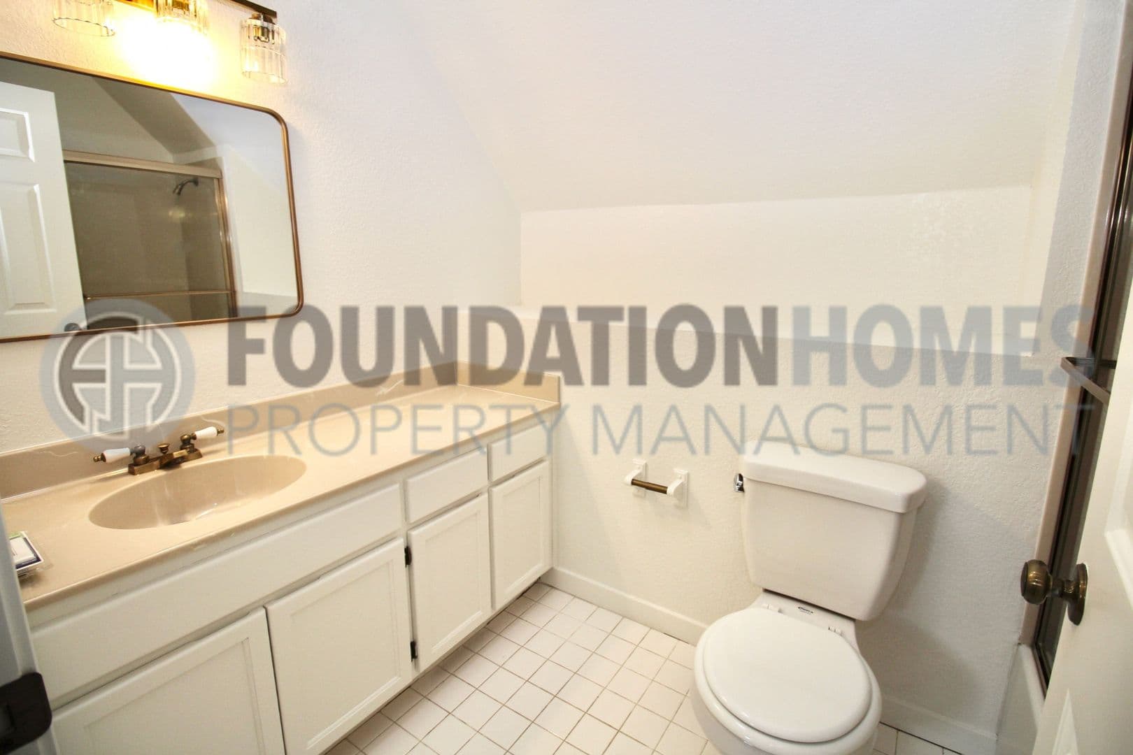 Mill Valley Townhome: 813 Miller Ave