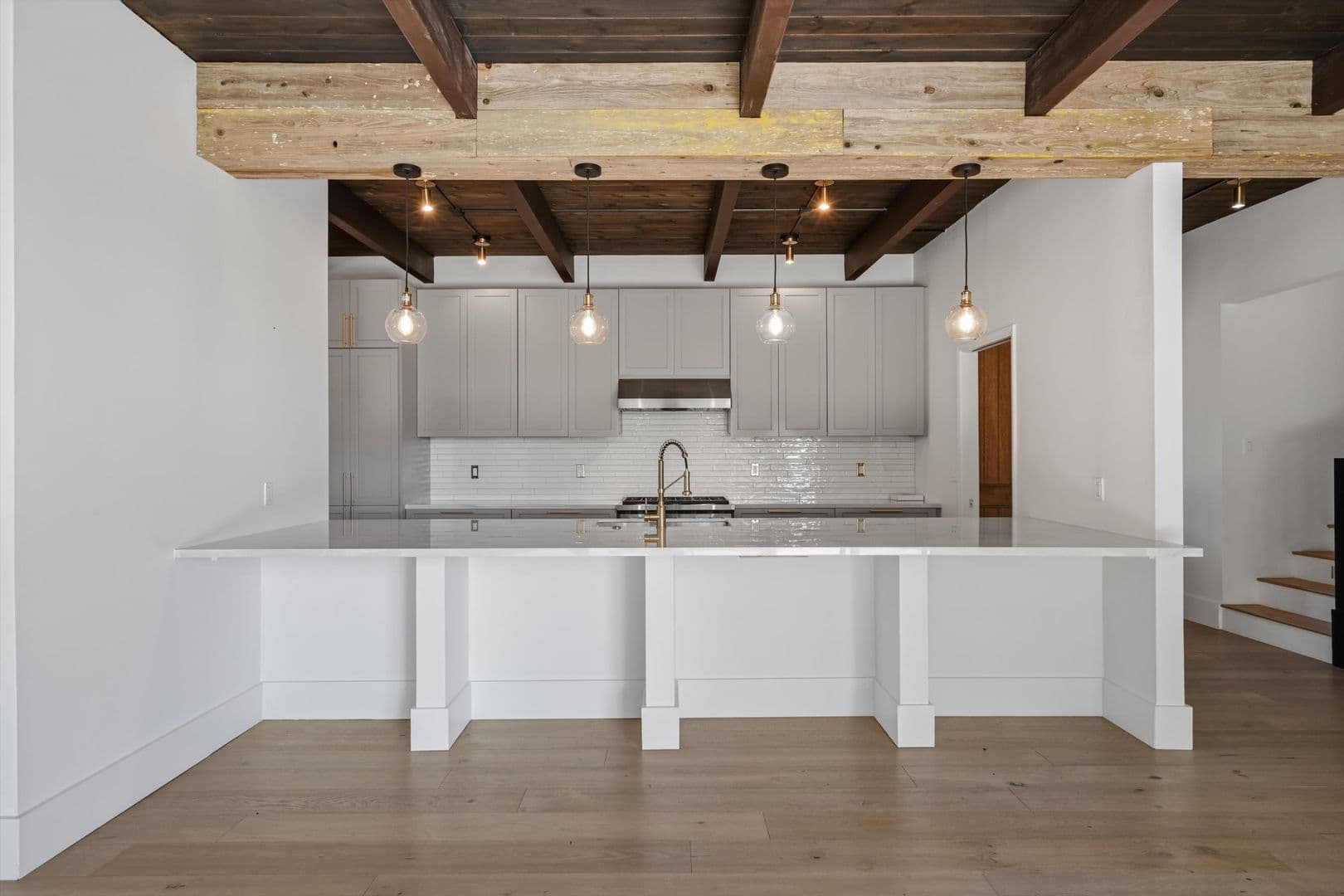 San Rafael House: 125 Convent Ct