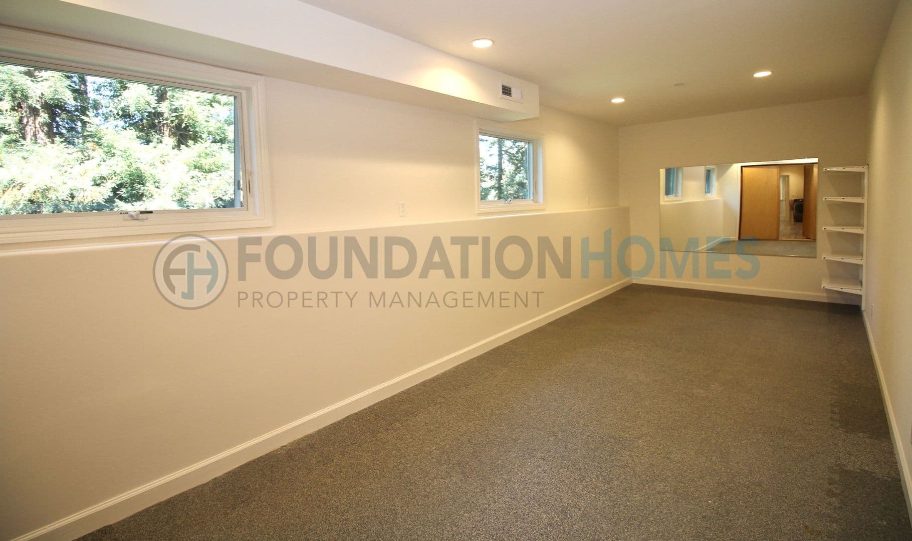 Kentfield House: 309 Crown Rd