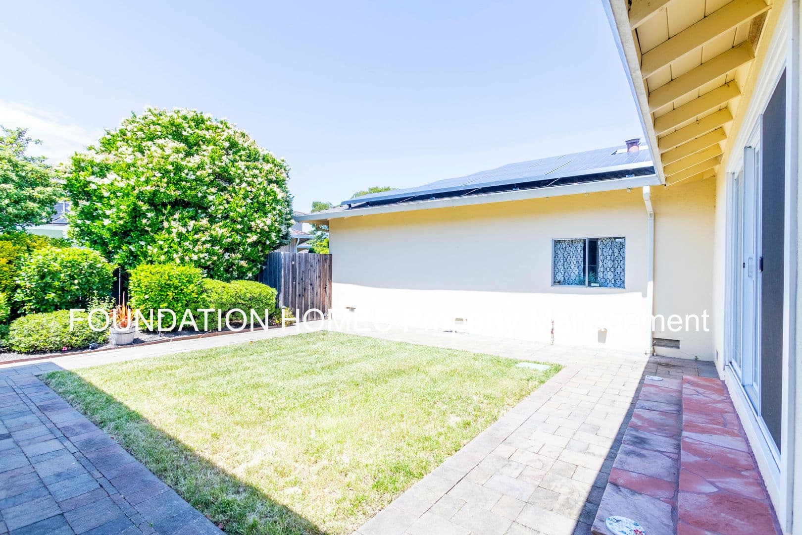 Larkspur House: 5 Harvard Drive
