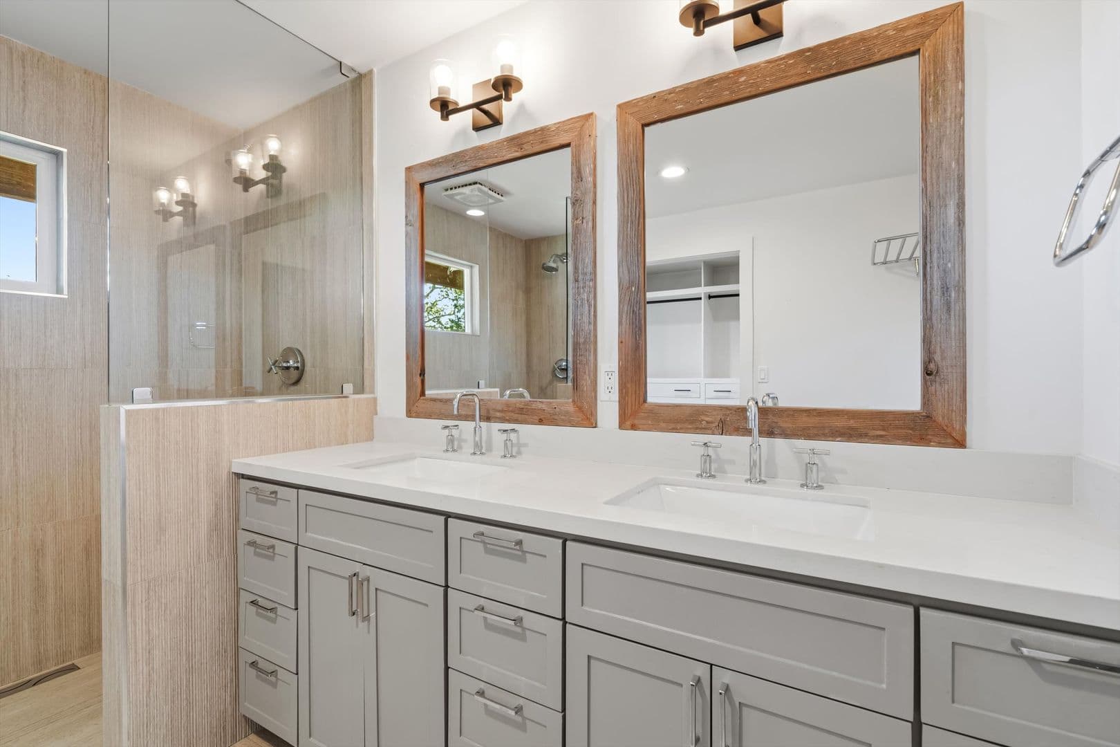 San Rafael House: 125 Convent Ct