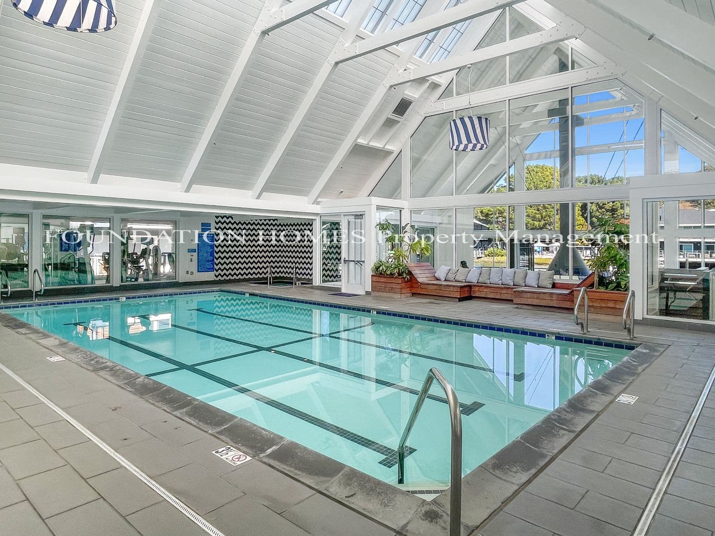 Tiburon House: 100 Barbaree Way