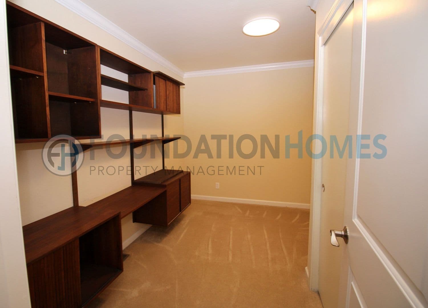 Fairfax Townhome: 93 Live Oak Ave