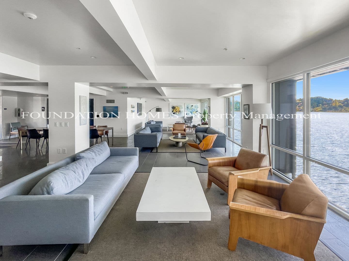 Tiburon House: 100 Barbaree Way