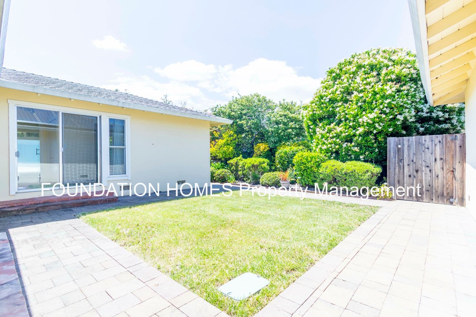Larkspur House: 5 Harvard Drive