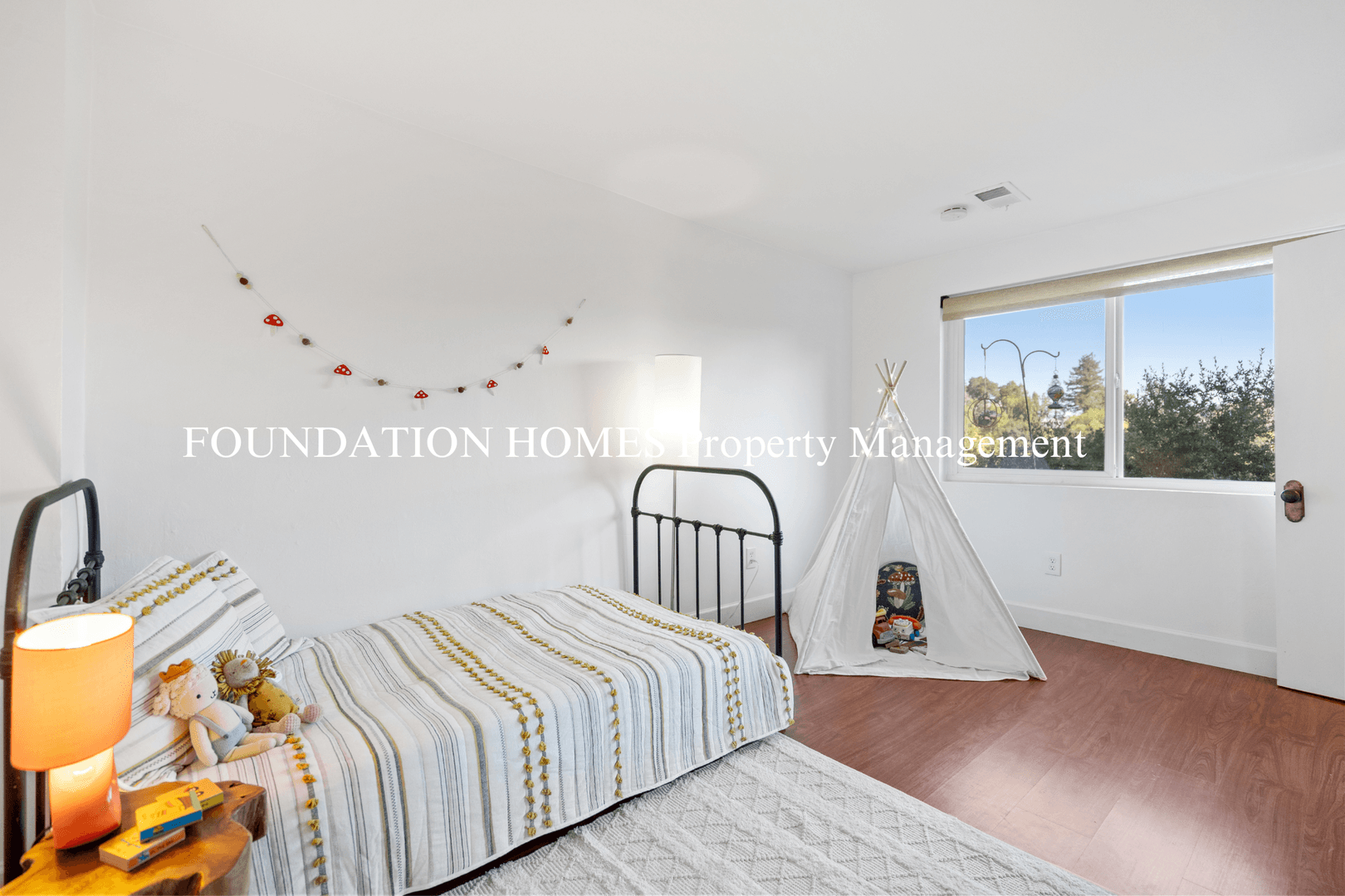 Fairfax House: 223 Scenic Rd.