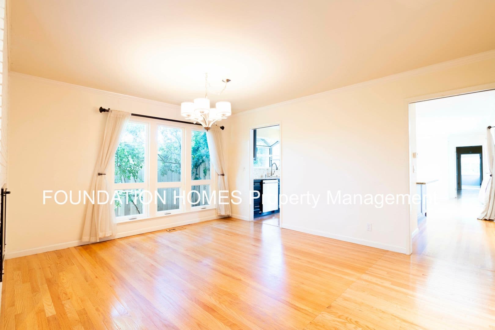 Larkspur House: 5 Harvard Drive