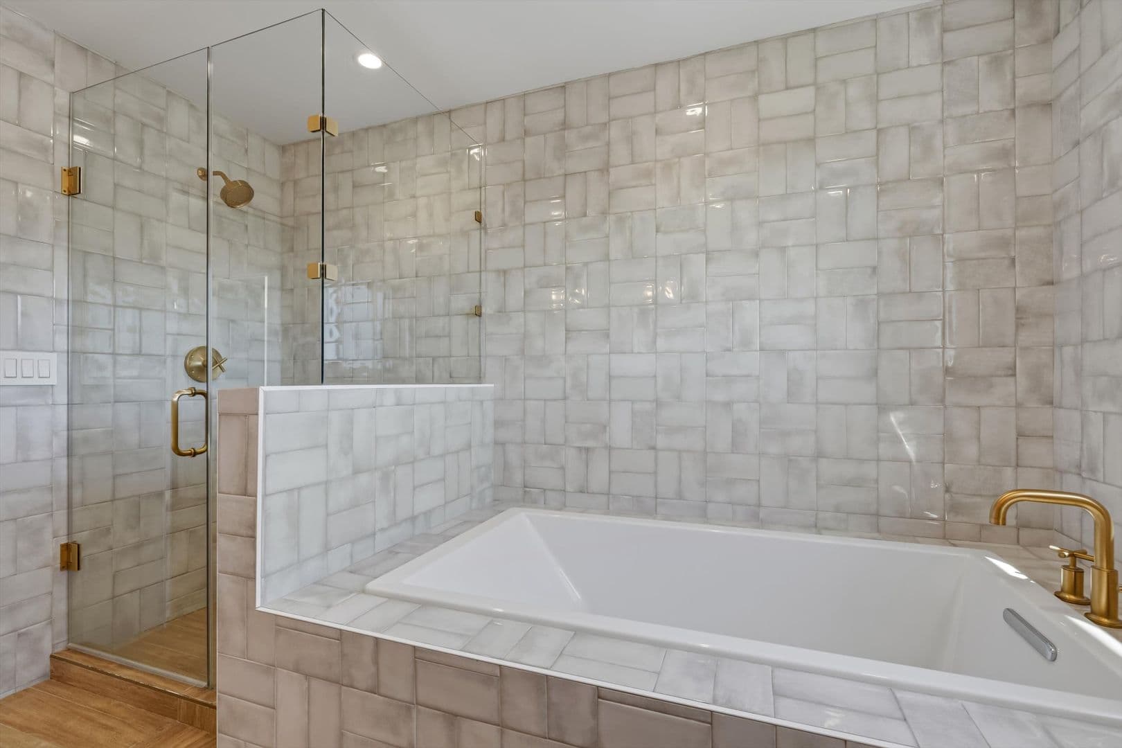 San Rafael House: 125 Convent Ct