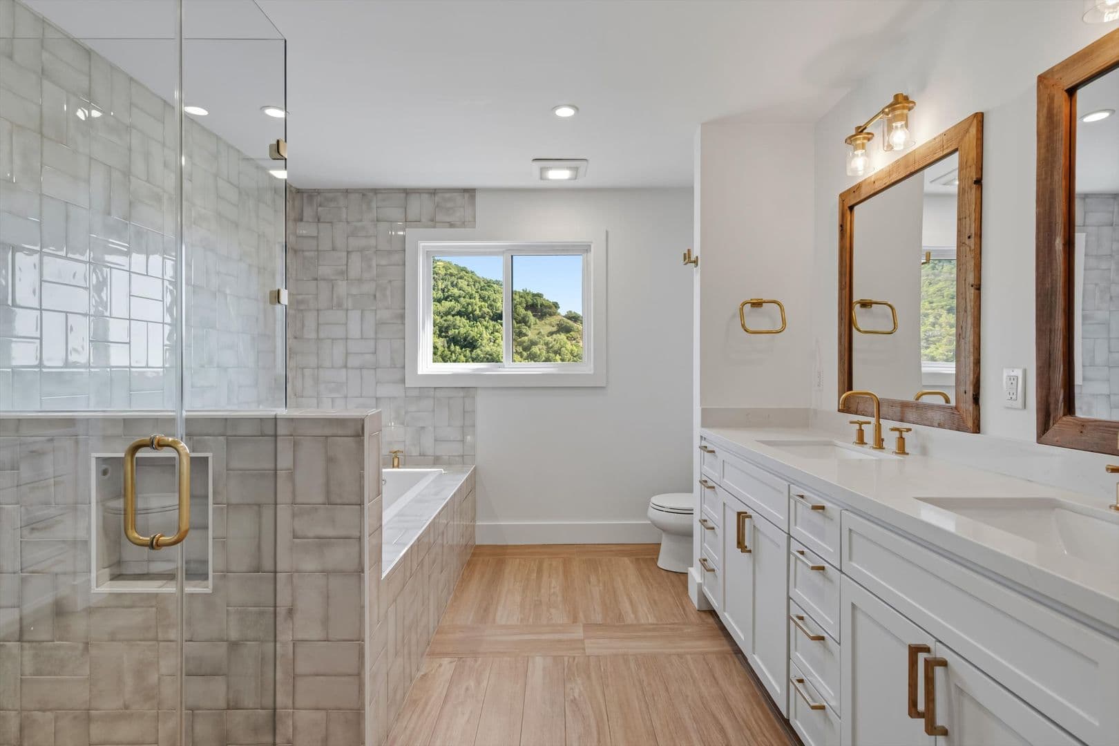 San Rafael House: 125 Convent Ct