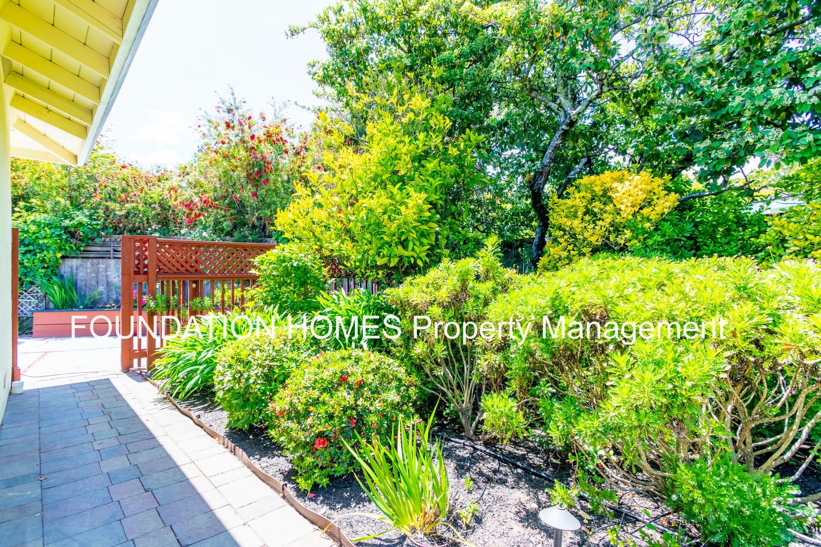Larkspur House: 5 Harvard Drive