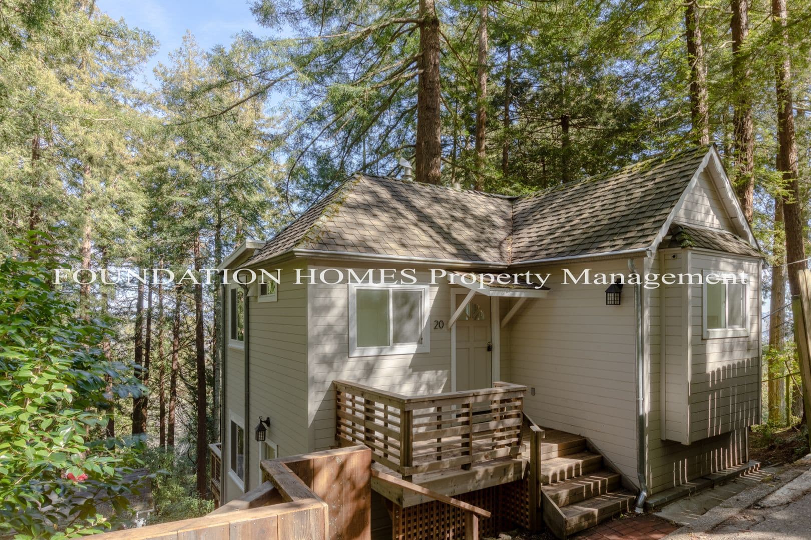 Mill Valley House: 20 Hamilton Ln.