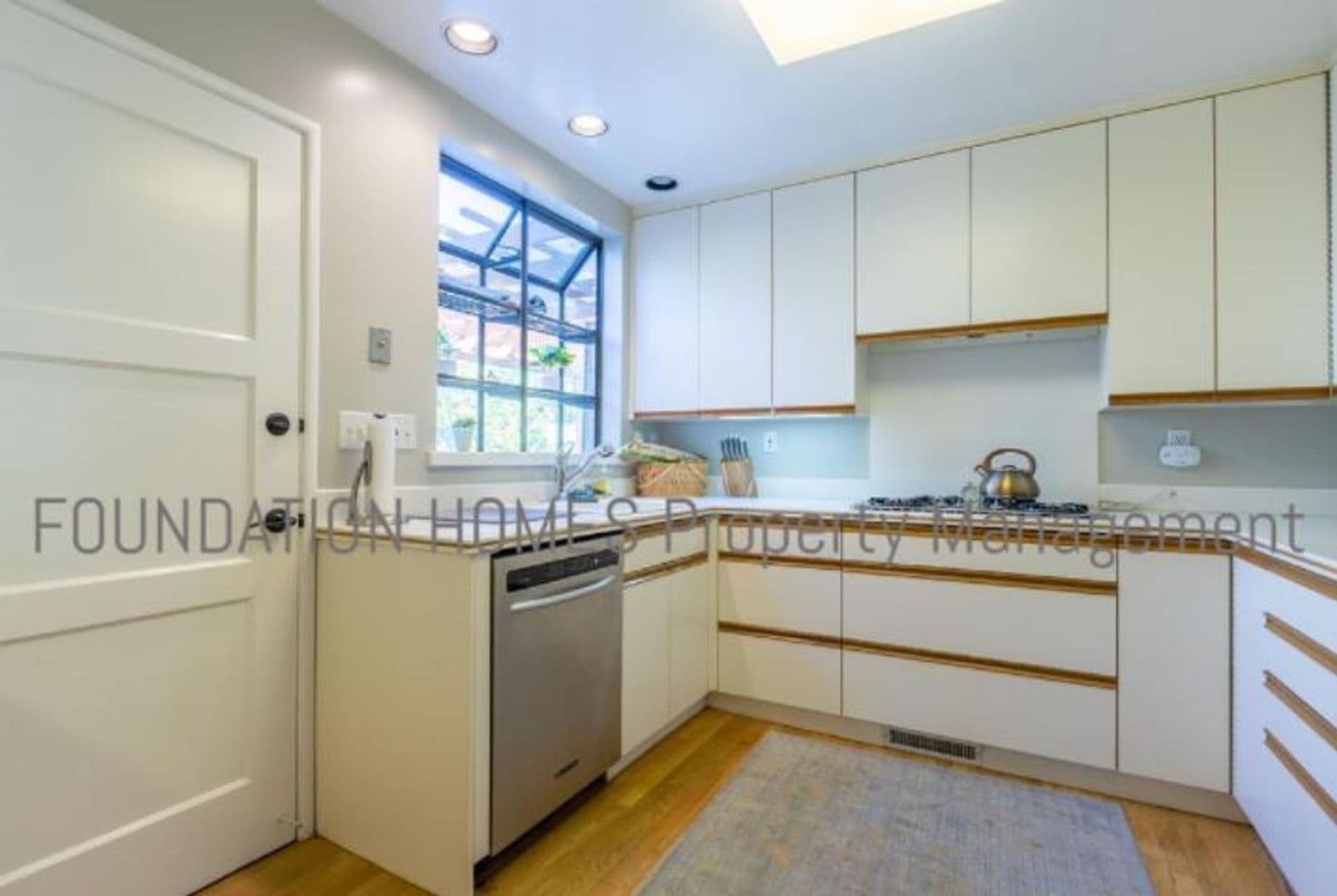 Greenbrae House: 36 Bretano Way