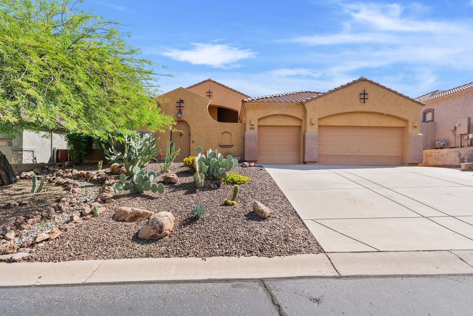 Gold Canyon House: 4281 S Tecoma Trail - Sweet Superstition – Gold Canyon Getaway