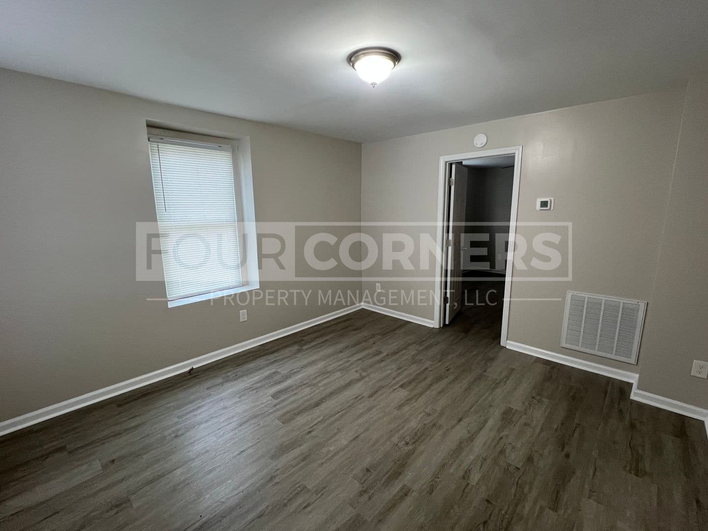 Winston-Salem Apartment: 2026 N Cherry St
