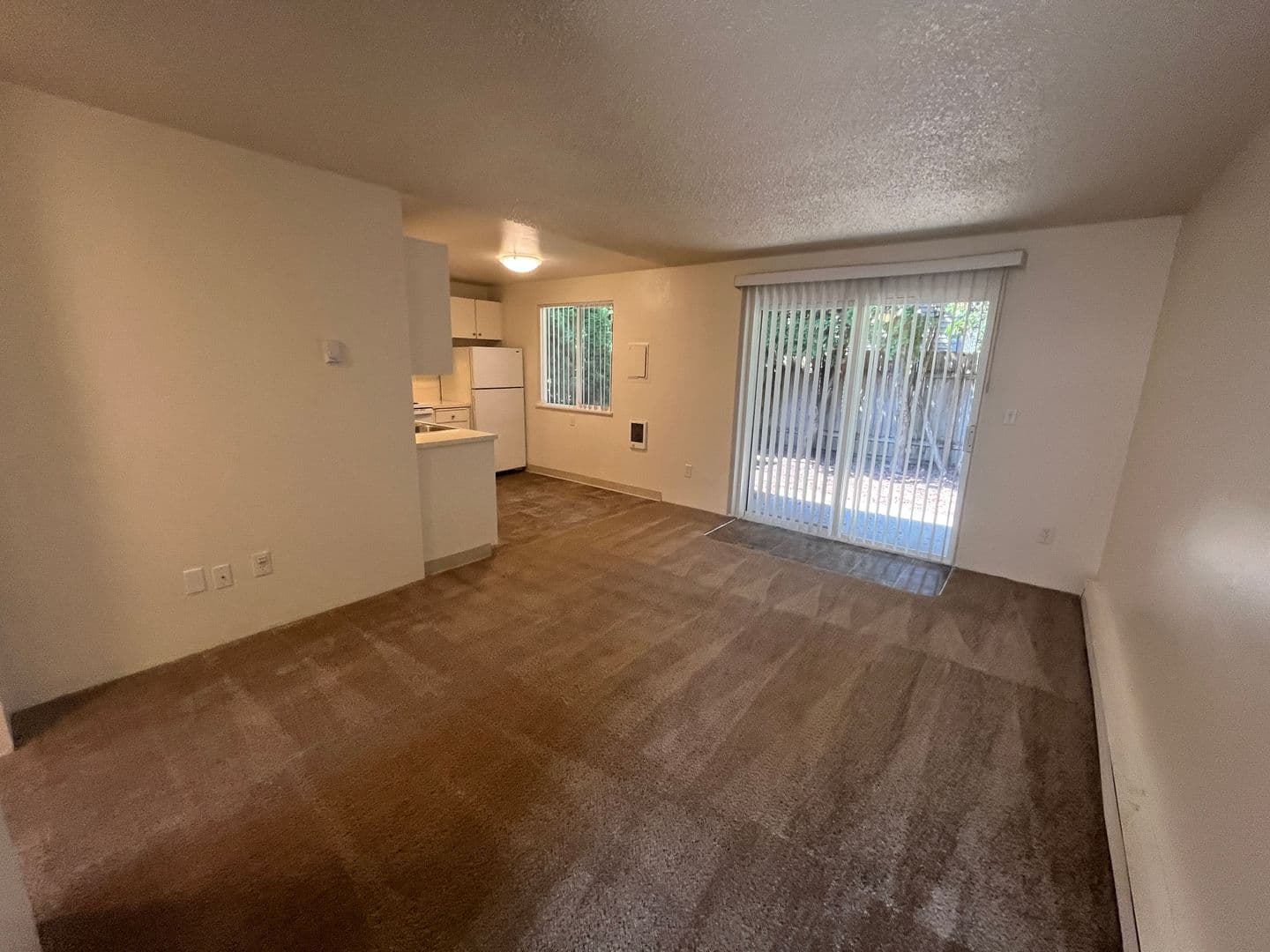 Gresham Apartment: 19201 - 19213 SE Yamhill St