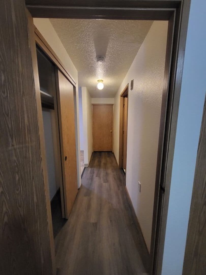 Gresham Apartment: 19201 - 19213 SE Yamhill St