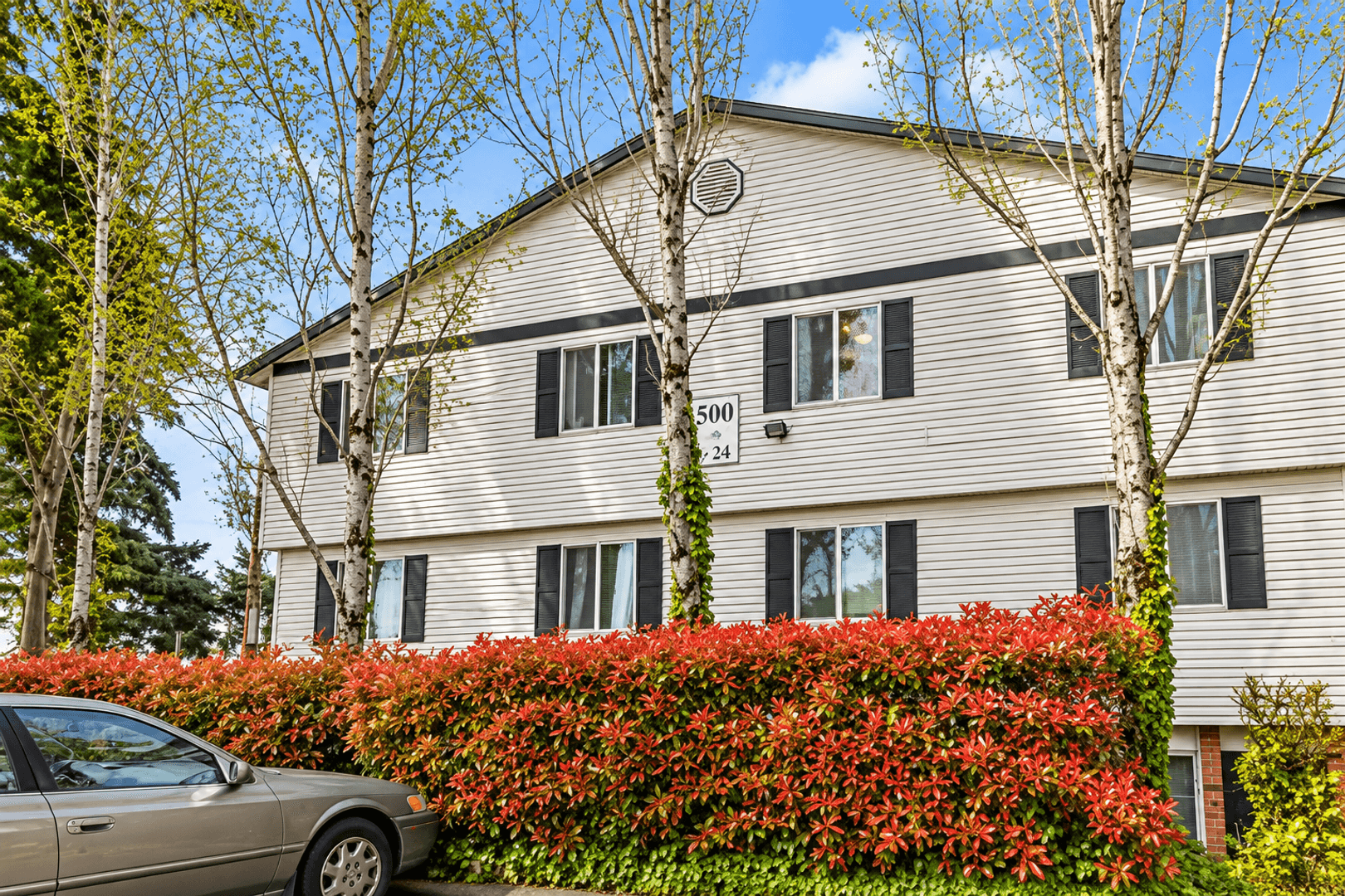Portland Apartment: 2500 SE 157th Ave