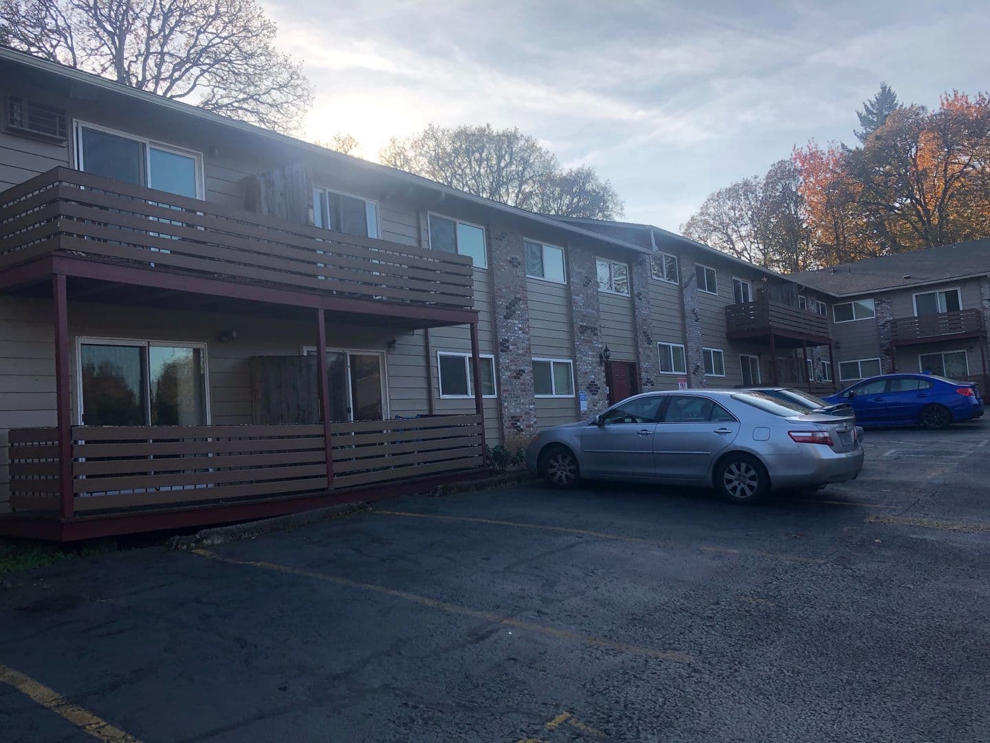 Salem Apartment: 3875 Liberty Rd S