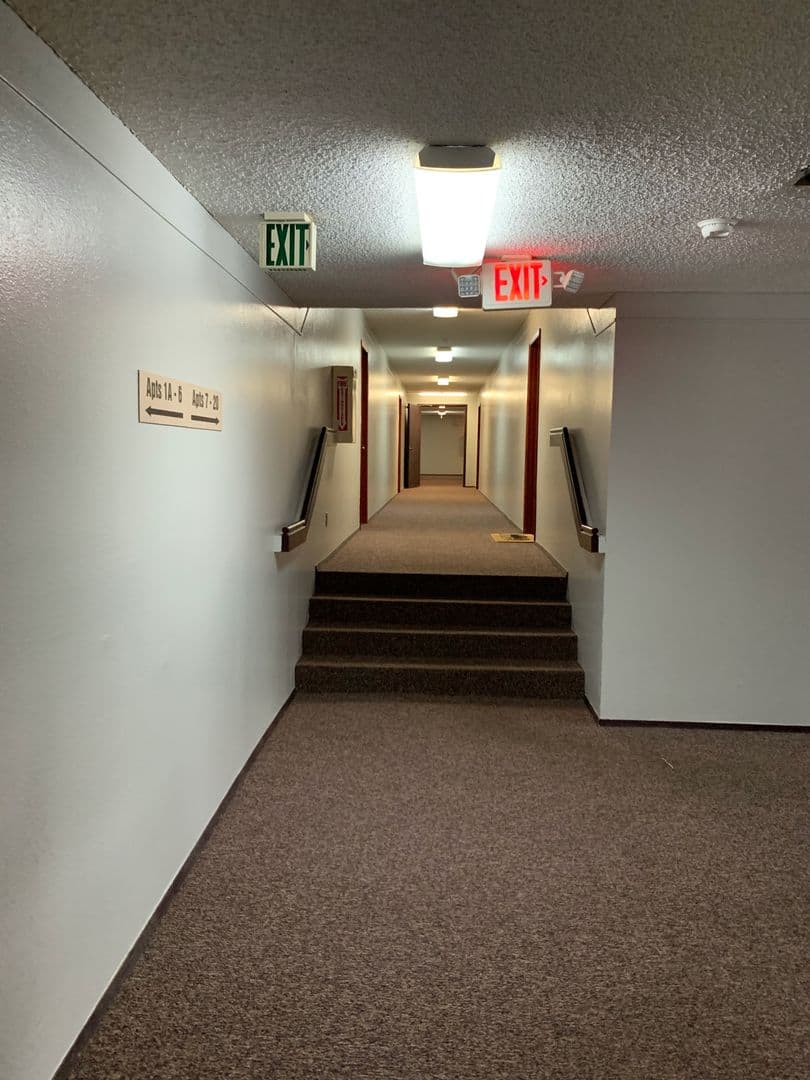 Salem Apartment: 3875 Liberty Rd S