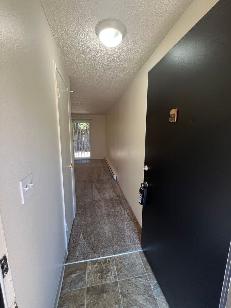 Gresham Apartment: 19201 - 19213 SE Yamhill St