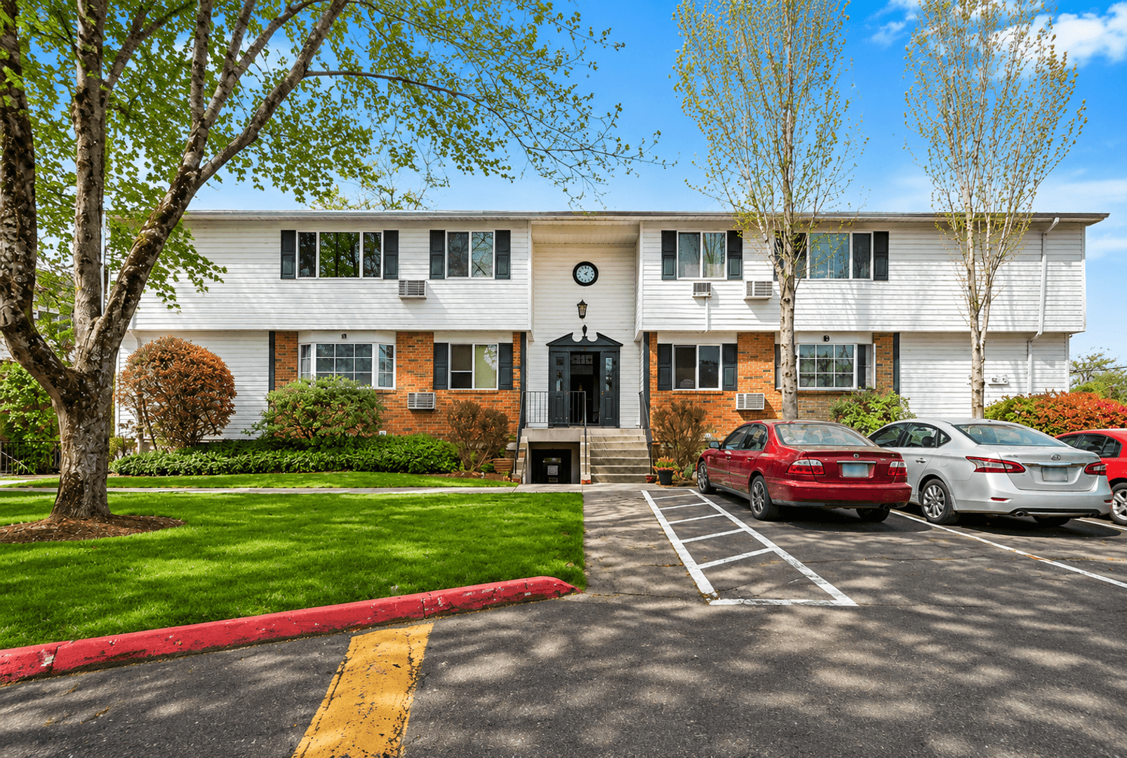 Portland Apartment: 2500 SE 157th Ave
