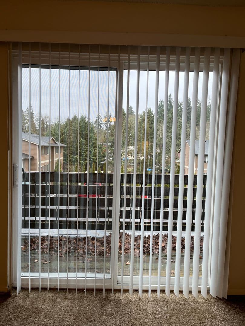 Salem Apartment: 3875 Liberty Rd S