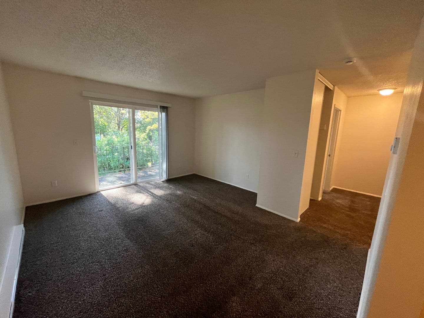 Salem Apartment: 3875 Liberty Rd S