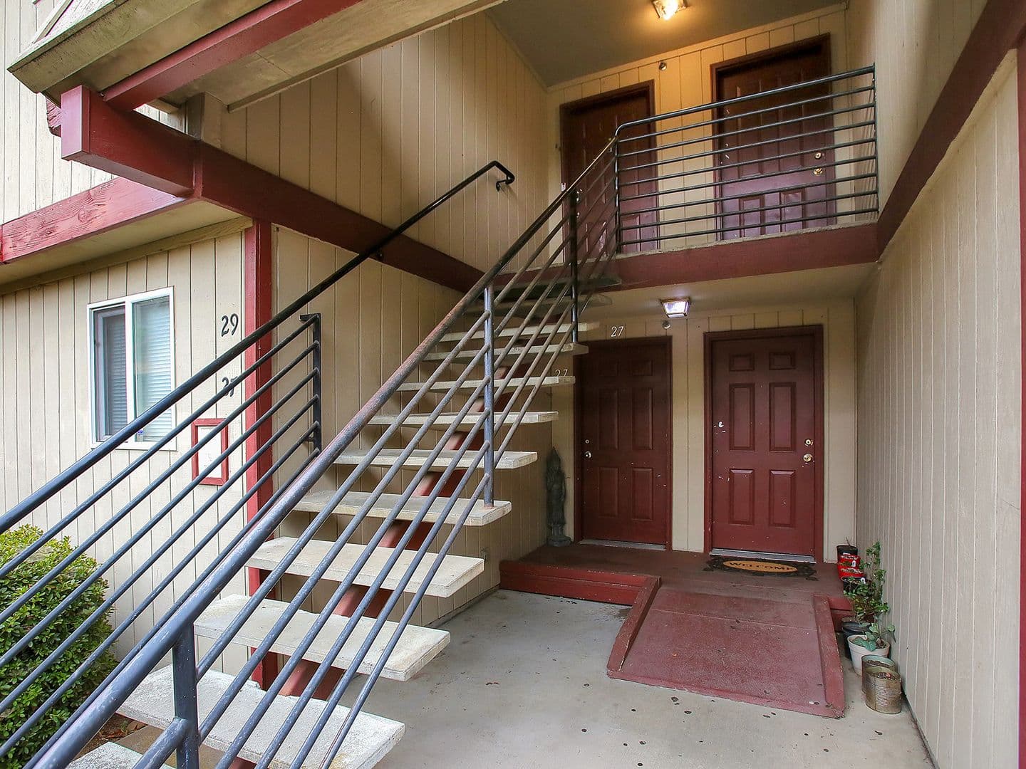 Gresham Apartment: 19201 - 19213 SE Yamhill St