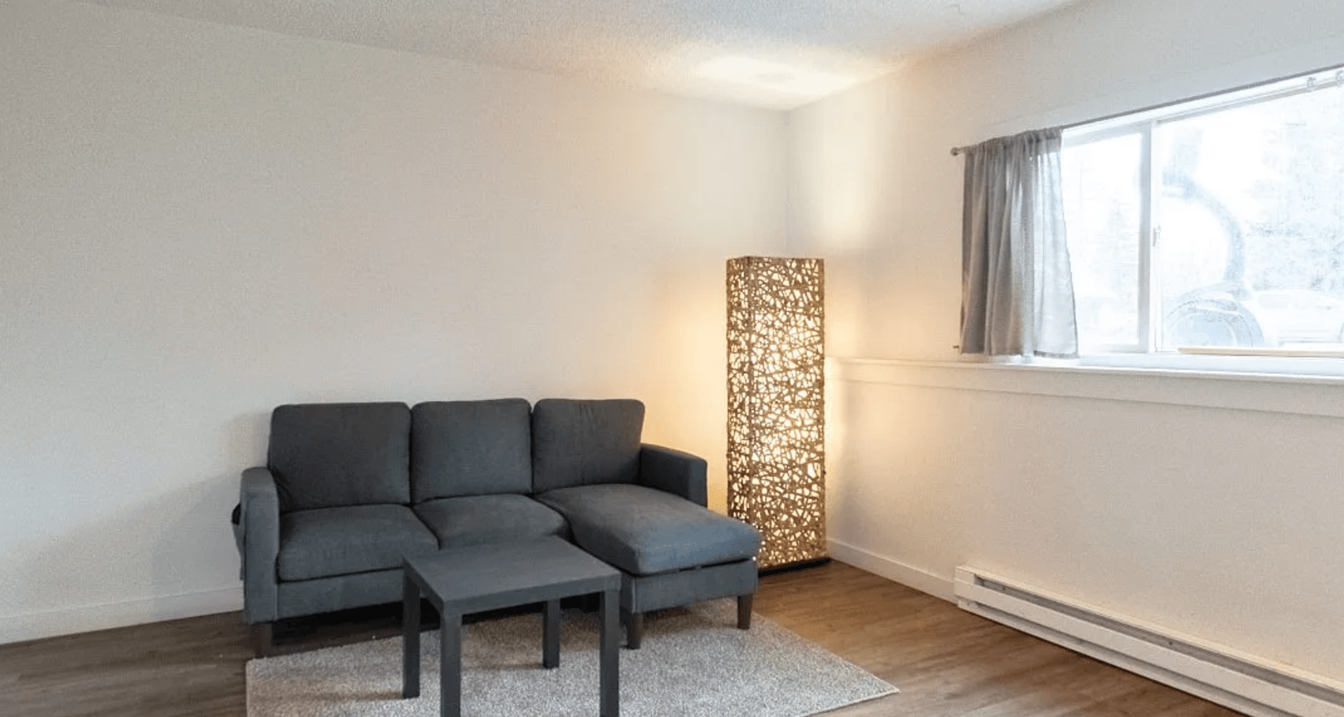 Belgrade Apartment: 206 S Davis