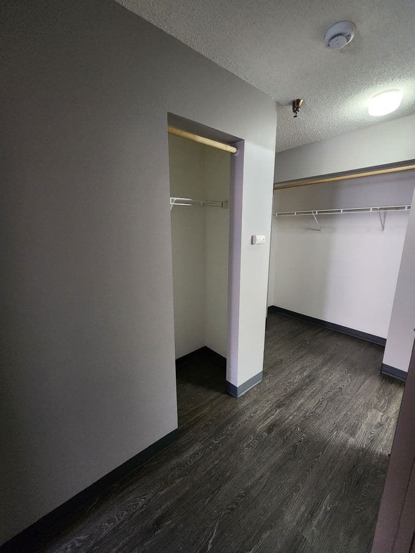 Dubuque Apartment: 90 Main Street