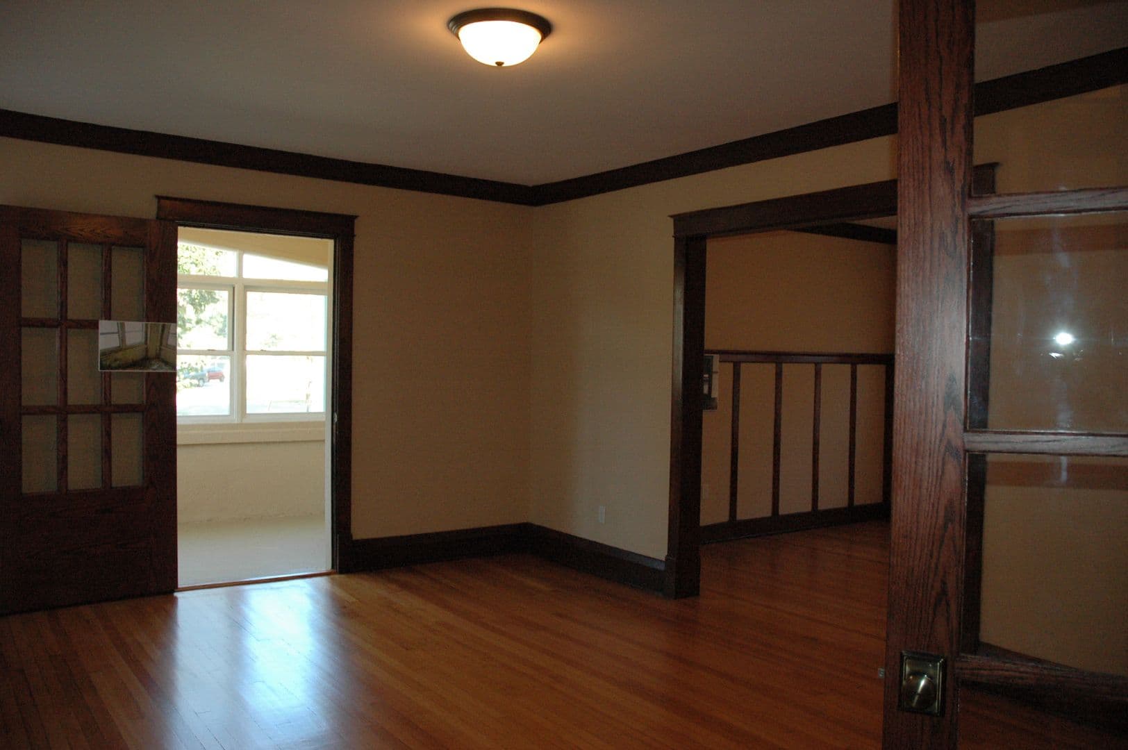 Cedar Rapids Apartment: 1407 3rd Ave SE