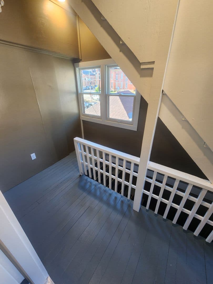 Dubuque Apartment: 1449 Locust Street Apt. 4