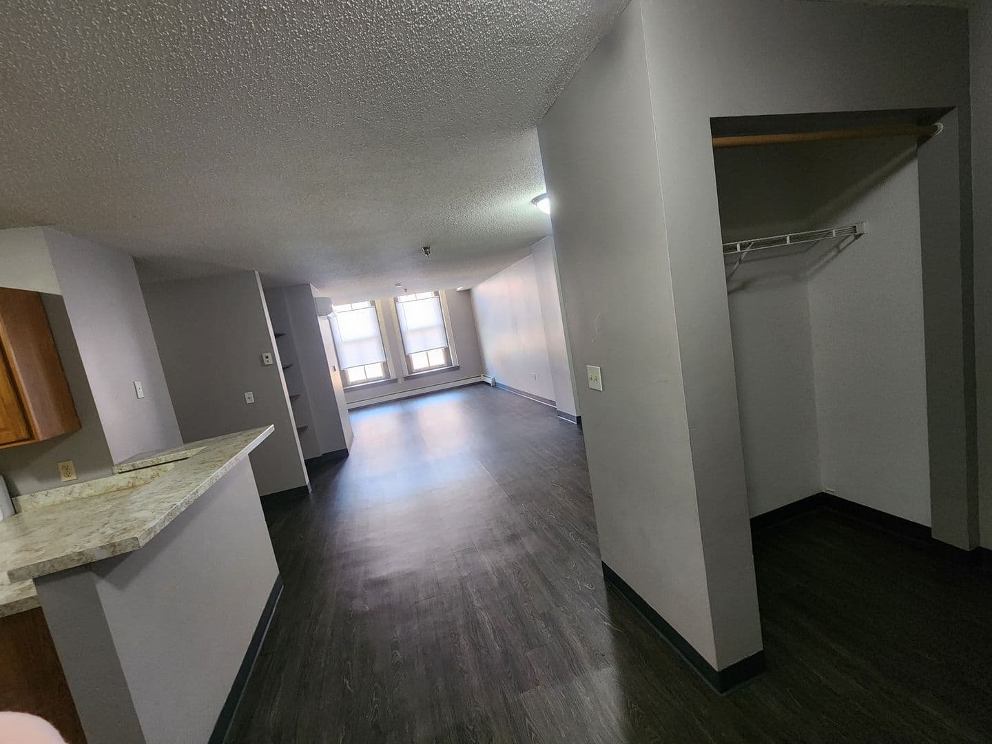 Dubuque Apartment: 90 Main Street