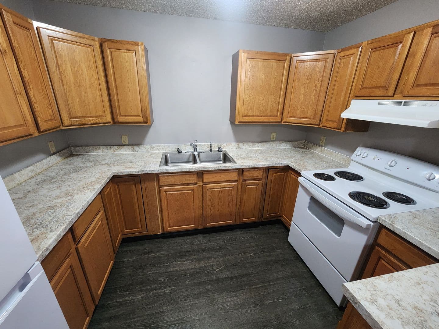 Dubuque Apartment: 90 Main Street