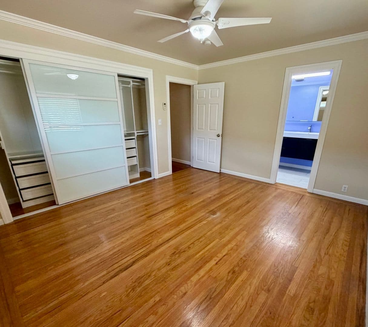San Jose House: 886 N. Redwood Avenue