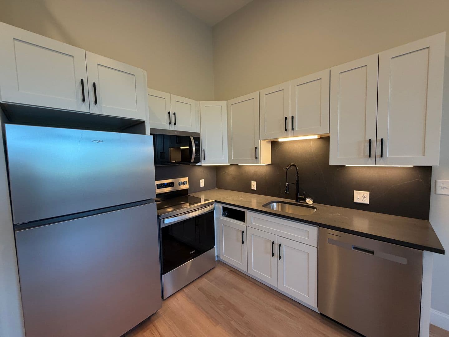 Haverhill Apartment: 38-42 Washington St Unit 303