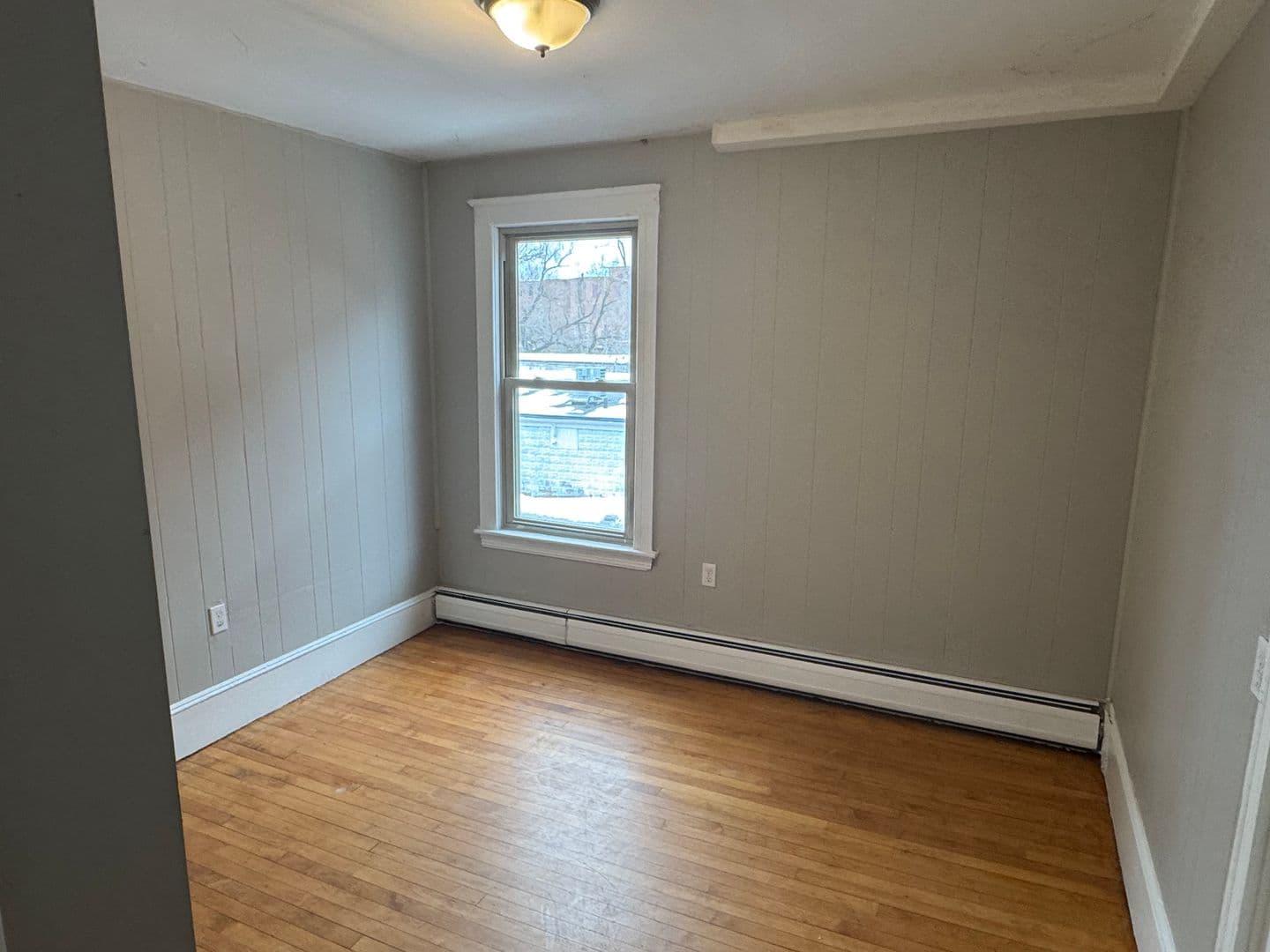 Haverhill Apartment: 135 Lafayette square